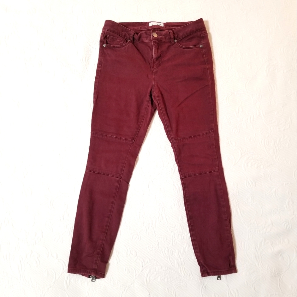 LOFT Ankle Zip Jean Leggins in Burgundy